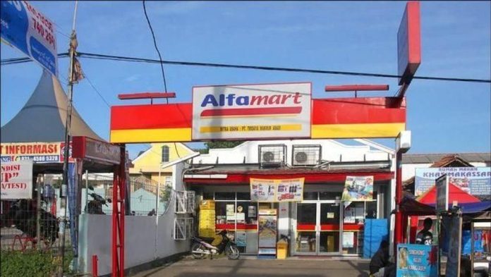 Rahasia Raup Cuan: Intip Modal Awal Alfamart dan Estimasi Balik Modal!