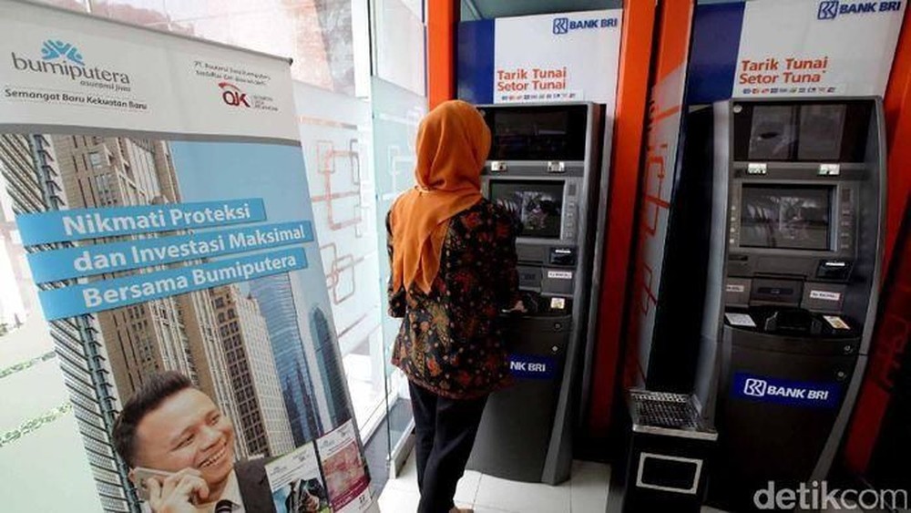 Siap-Siap Dompet Menipis? Biaya Admin Bank BUMN Bakal Berubah!