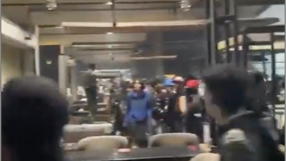 Geger! Video Viral Massa Geruduk Menara BNI Pejompongan, Ini Fakta Sebenarnya