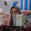 Rupiah Terjun Bebas! Dolar Sentuh Rp 17.000, Singapura Bikin Panik
