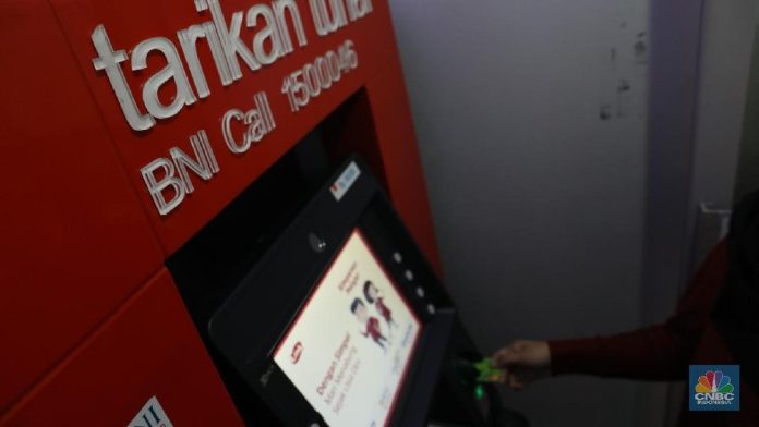Transfer Uang Jadi Lebih Mudah? Cek Dulu Batas Transfer Bank Anda!