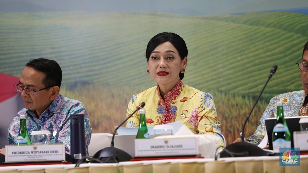 UMKM Lepas dari Jeratan Rentenir? OJK Ungkap Angka Penyaluran Kredit Fantastis!