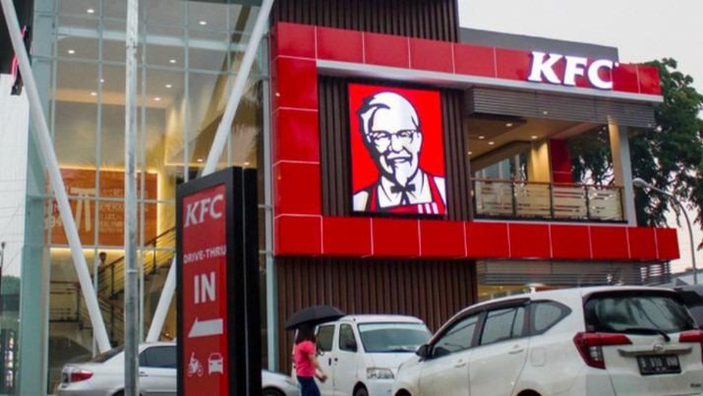 KFC Indonesia Terancam Bangkrut? 400 Karyawan Dirumahkan!