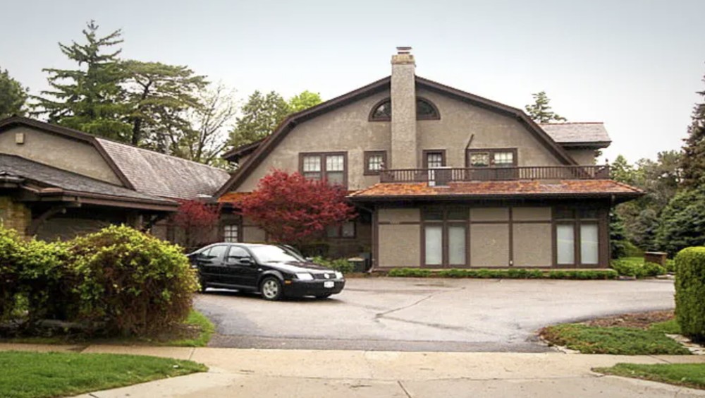 Warren Buffett Miliarder Pilih Rumah Sederhana Alasannya Bikin Kagum