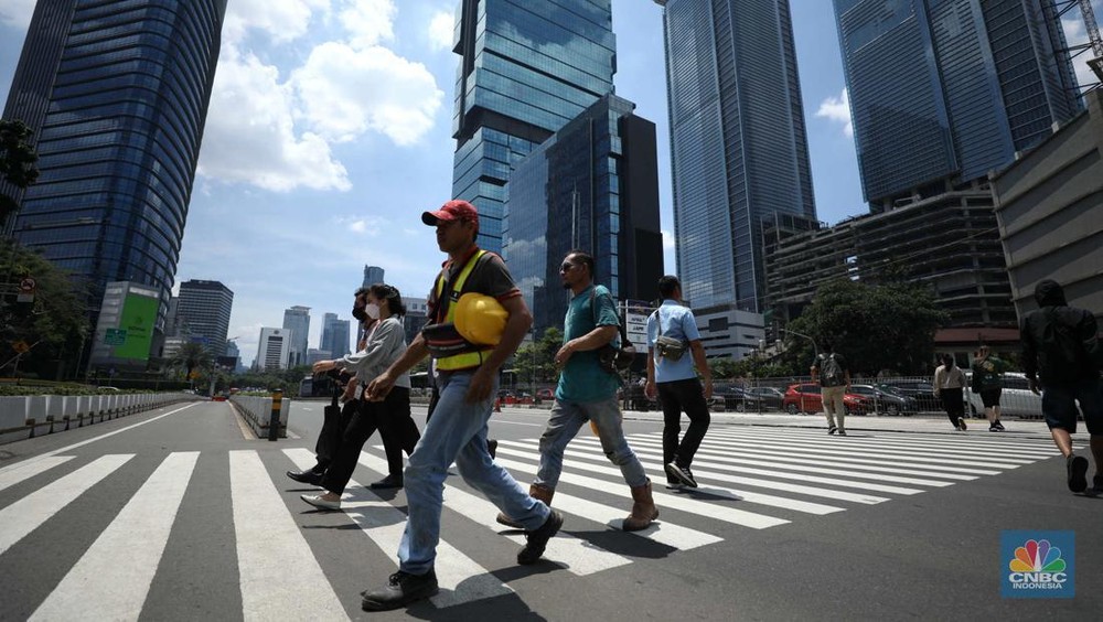 Jurang Ekonomi Menganga Tabungan Si Kaya Meroket, Rakyat Biasa Gigit Jari
