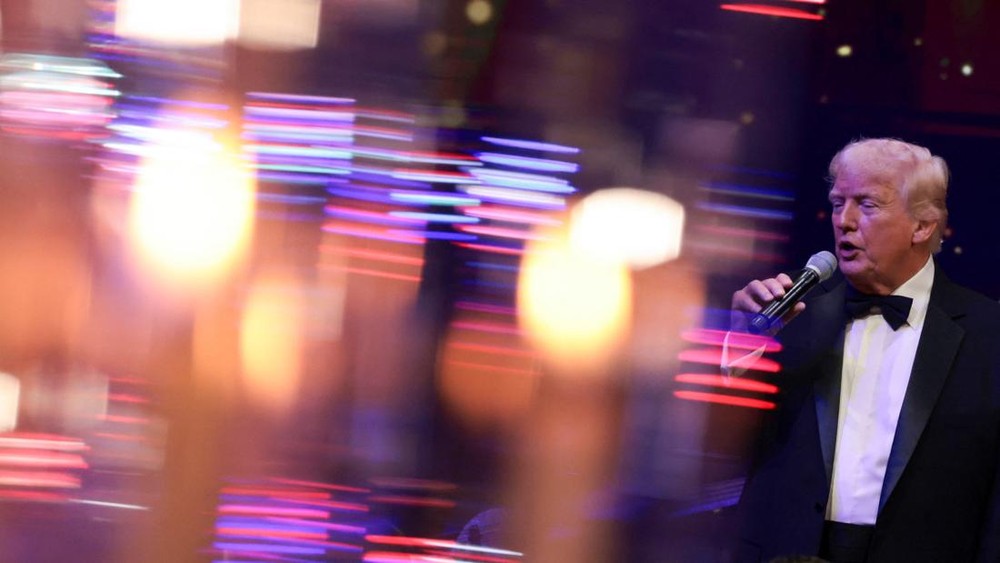 Trump Gugat Bank Raksasa Wall Street Bergolak