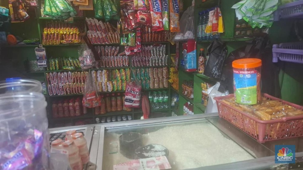 Rahasia Sukses Warung Madura Terungkap! Modal Kecil, Untung Gede?