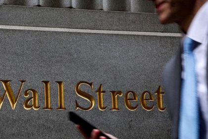 Reli Saham Chip Makin Panas Trader Malah Waspada