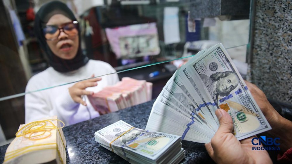 Wajib Tahu Batasan Baru Beli Dolar