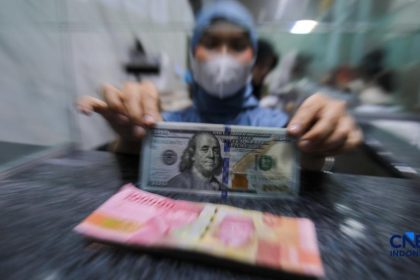 Terbongkar Tiga Jurus Habibie Jinakkan Dolar