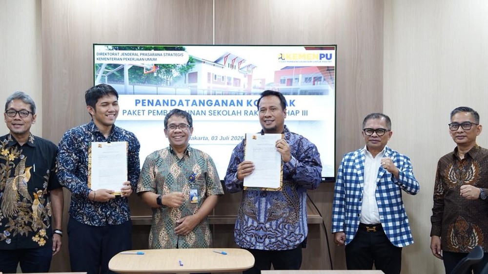 Waskita Buka Gerbang Ilmu di Tanah Papua