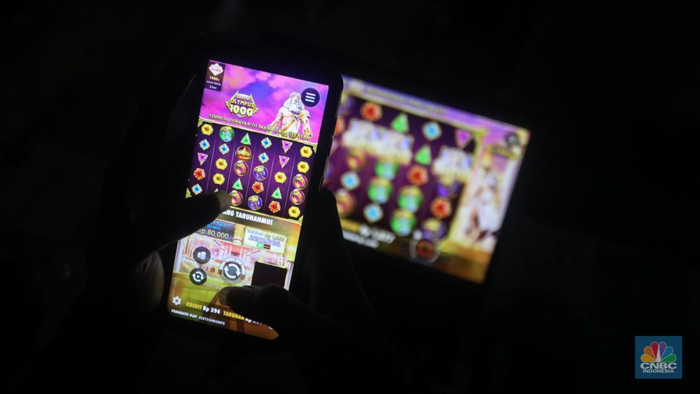 OJK Siapkan Blacklist Fatal Bagi Pelaku Judi Online