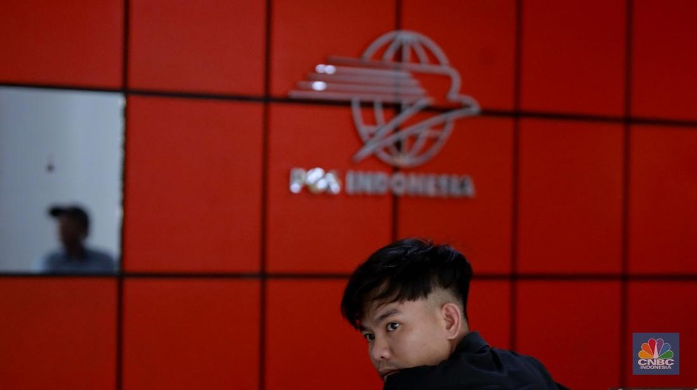 Pos Indonesia Dihantam Pukulan Berat Peringkat Anjlok
