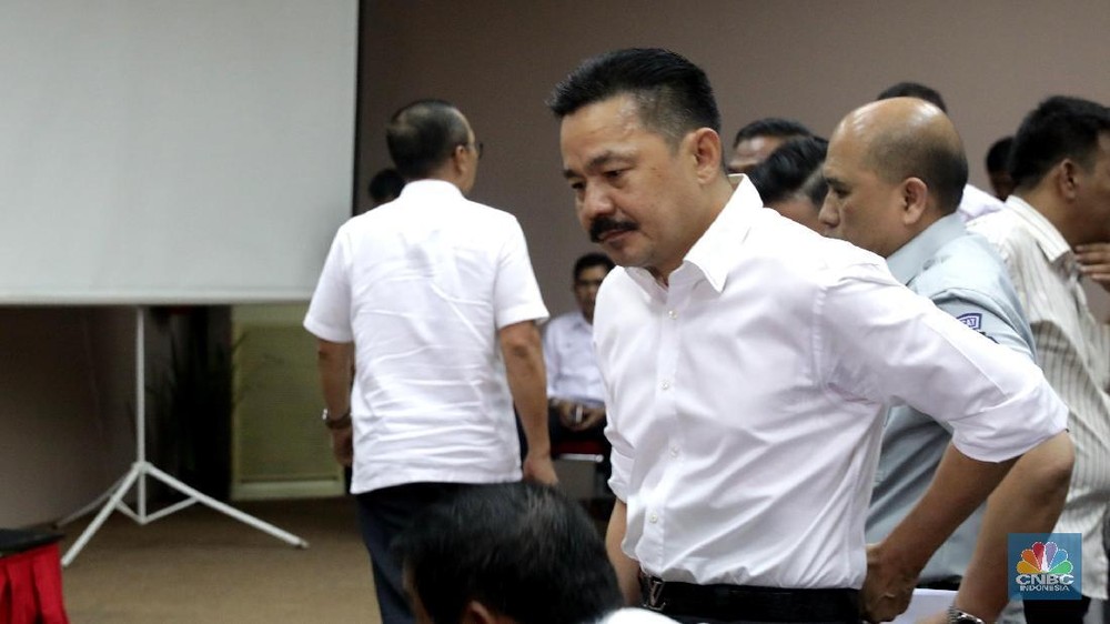 Mantan Calo Tiket Kini Kuasai Langit Indonesia
