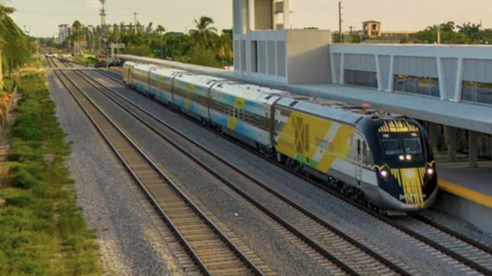 Nasib Tragis Kereta Cepat Brightline