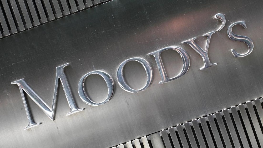 Moody’s Pangkas Prospek Bayan Ada Apa
