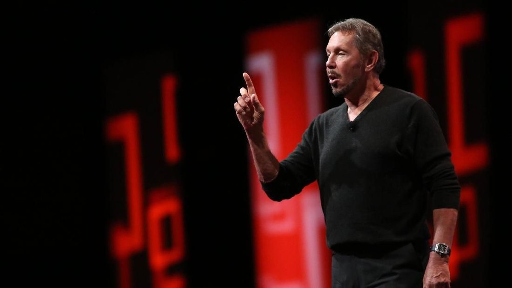 Misteri Borong Rumah Mewah Larry Ellison