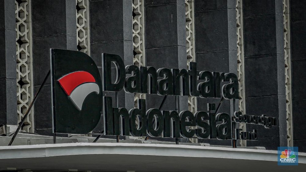 Strategi Danantara Serok Saham Saat IHSG Anjlok