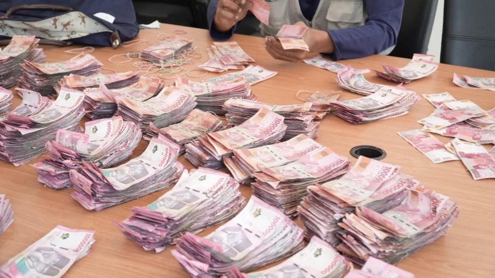 Misteri Mengapa Tuyul Tak Pernah Curi Uang Bank
