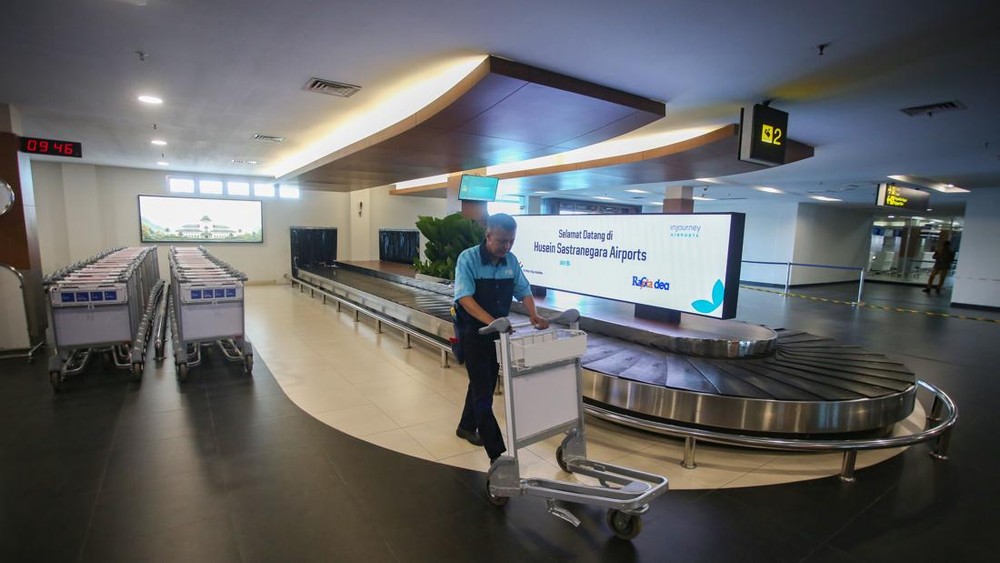 Bandara Dhoho Kini Milik Gudang Garam